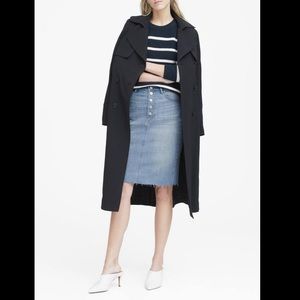 NWOT Banana Republic light denim skirt